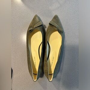 SARAH FLINT Olive green suede